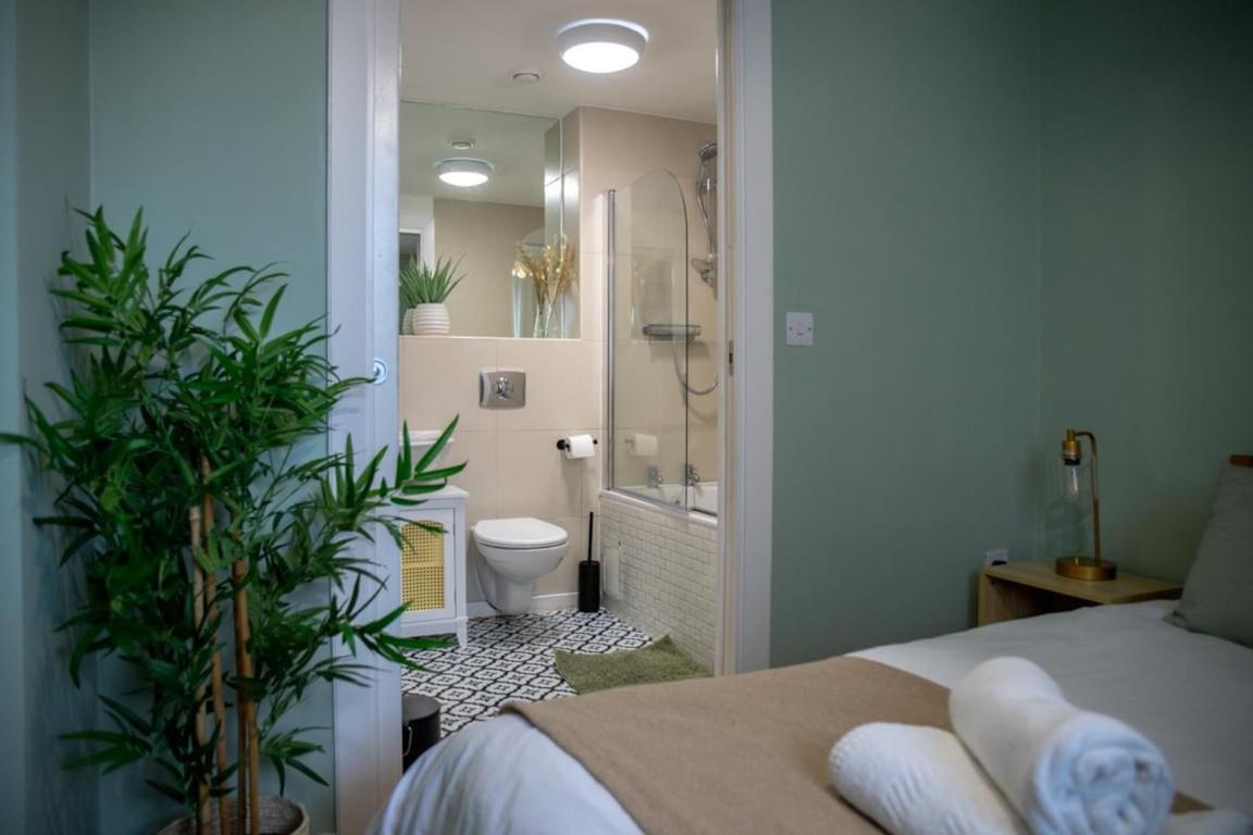 Modern 2-Bed Apartment In Leeds City Centre المظهر الخارجي الصورة