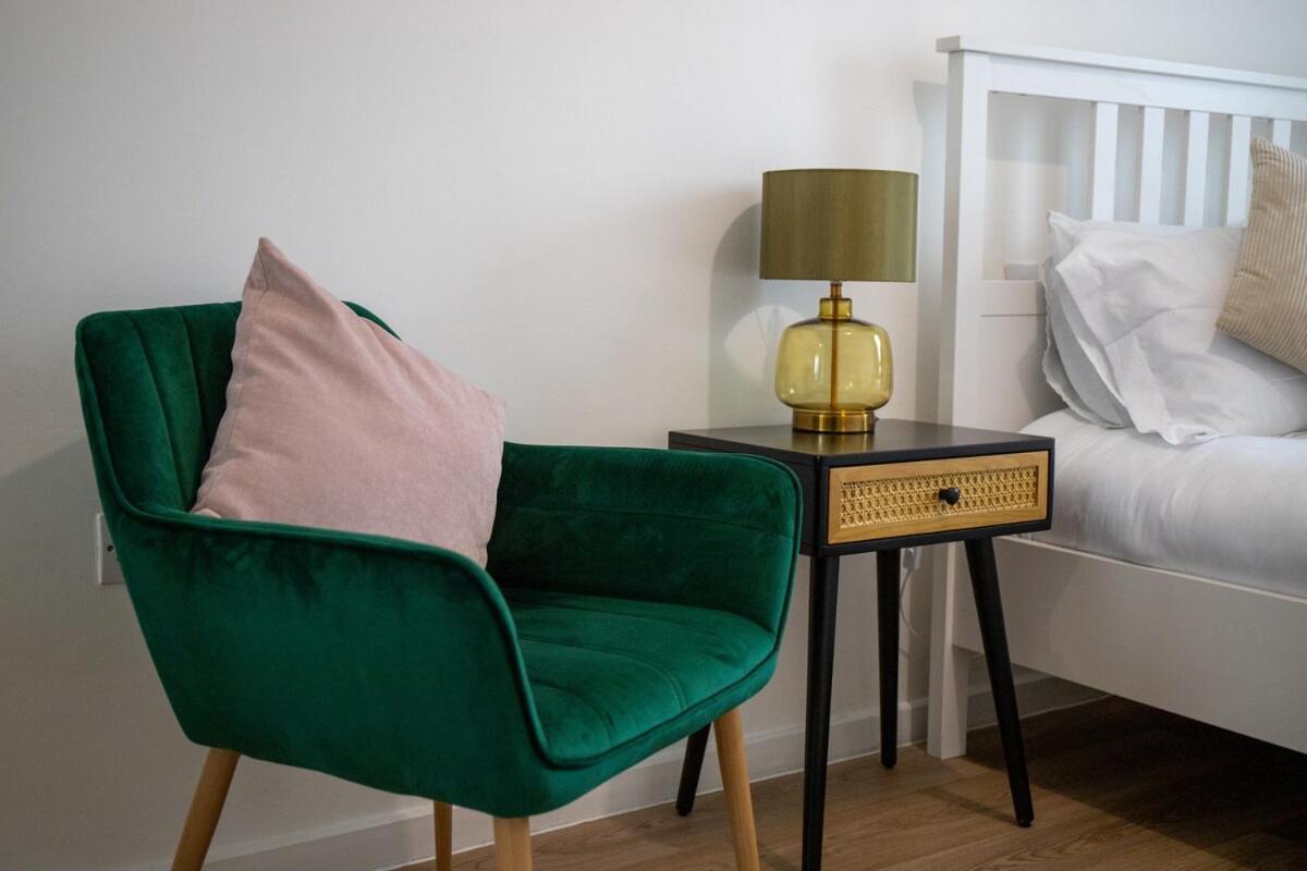 Modern 2-Bed Apartment In Leeds City Centre المظهر الخارجي الصورة