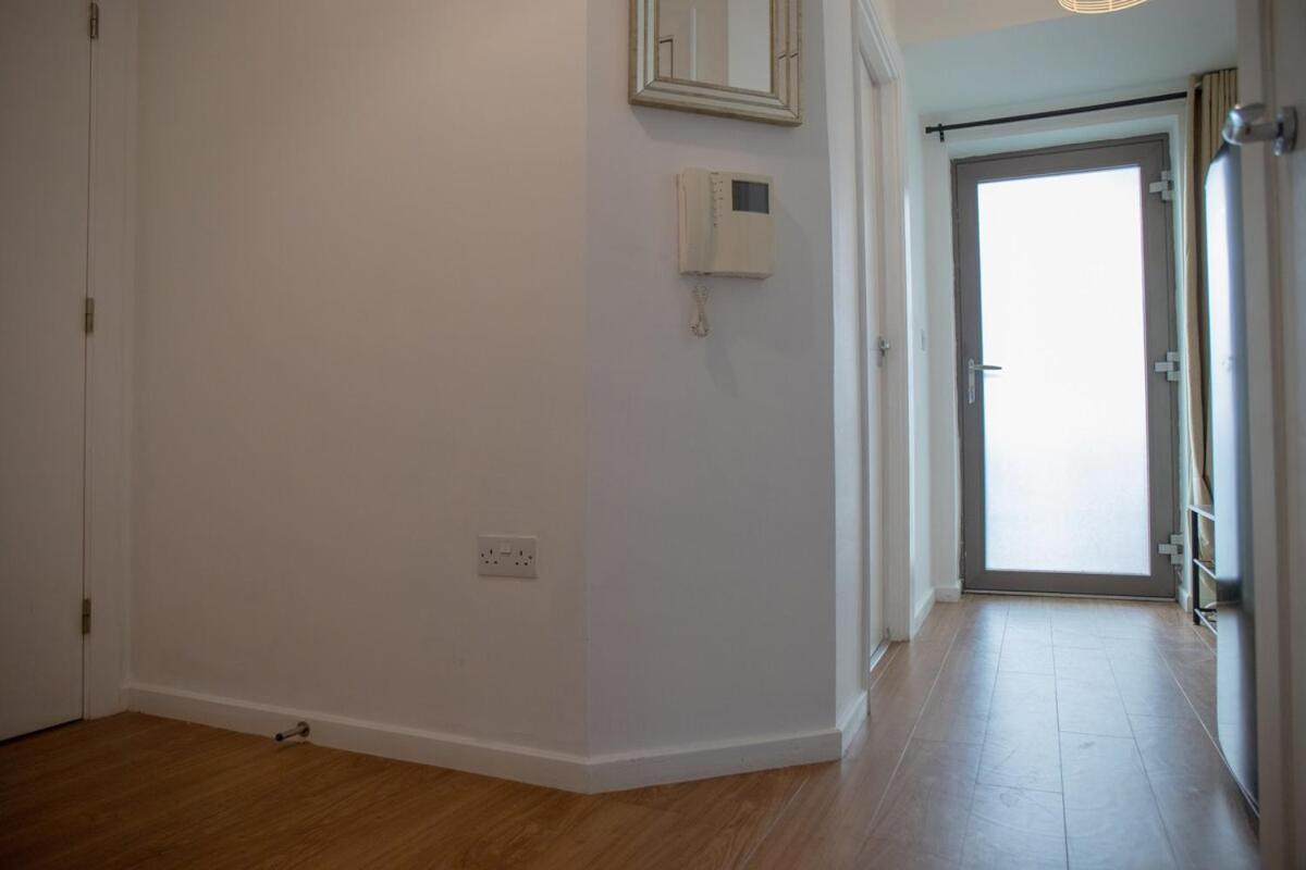 Modern 2-Bed Apartment In Leeds City Centre المظهر الخارجي الصورة