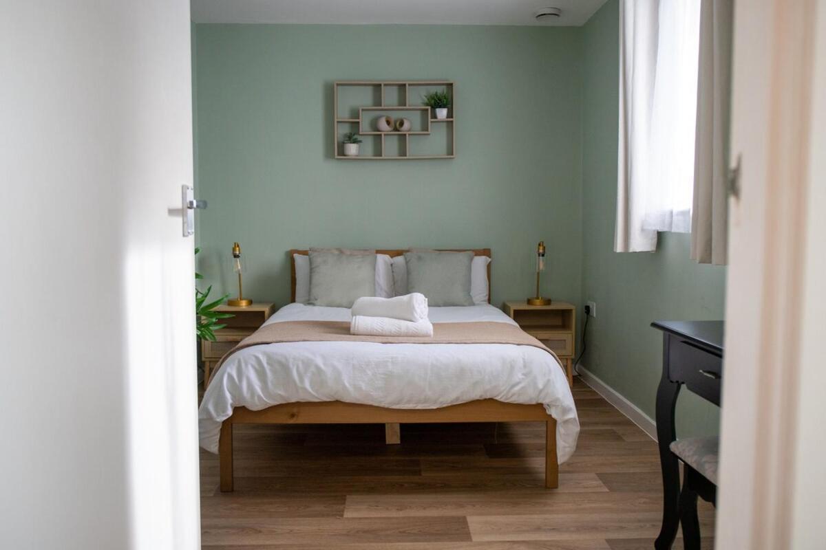 Modern 2-Bed Apartment In Leeds City Centre المظهر الخارجي الصورة